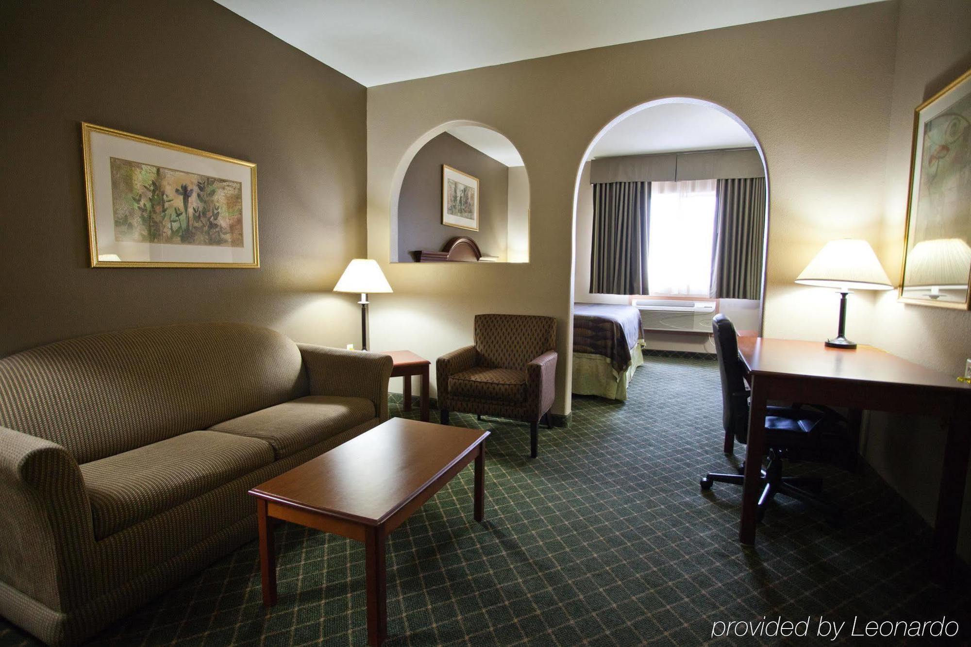 Best Western Plus Tulsa Inn & Suites Exteriér fotografie